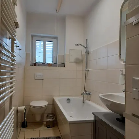 Apartman Modernes Mit 3 Schlafraeumen Nahe Leipzig