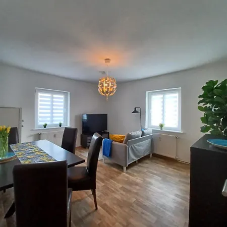 Appartement Modernes Mit 3 Schlafraeumen Nahe Leipzig Bohlen (Saxony)